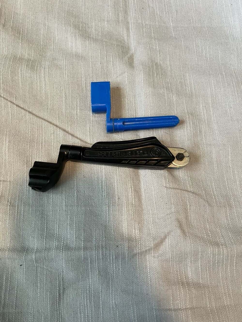 Planet Waves DP0002 Pro-Winder Guitar String Winder and Cutter